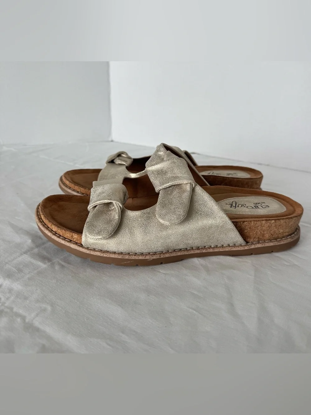 Eurosoft by Söff metallic gold slide sandals Size 8M